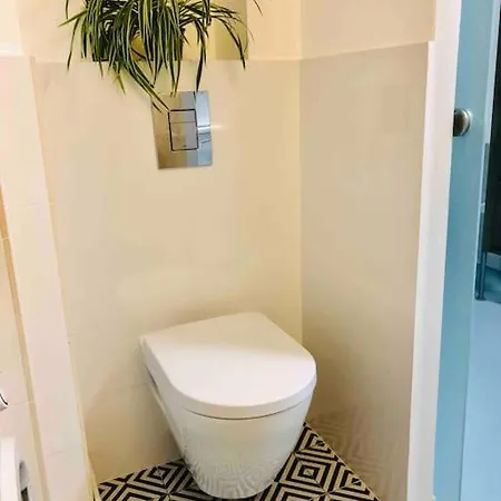 アパート Studio, 11, Parc De Belleville パリ