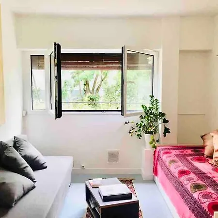 Apartment Studio, 11, Parc De Belleville *