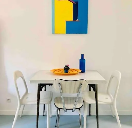 Studio, 11, Parc De Belleville *