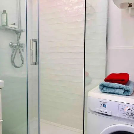 Studio, 11, Parc De Belleville Apartmán